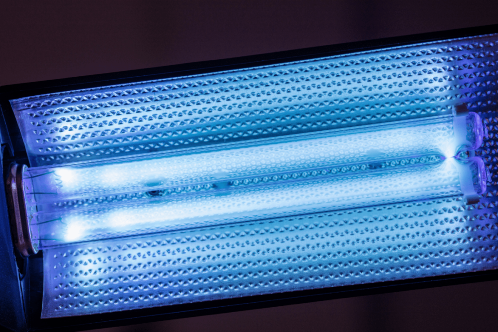 Nowoczesne lampy UV-C zdezynfekują powietrze w komunikacji miejskiej